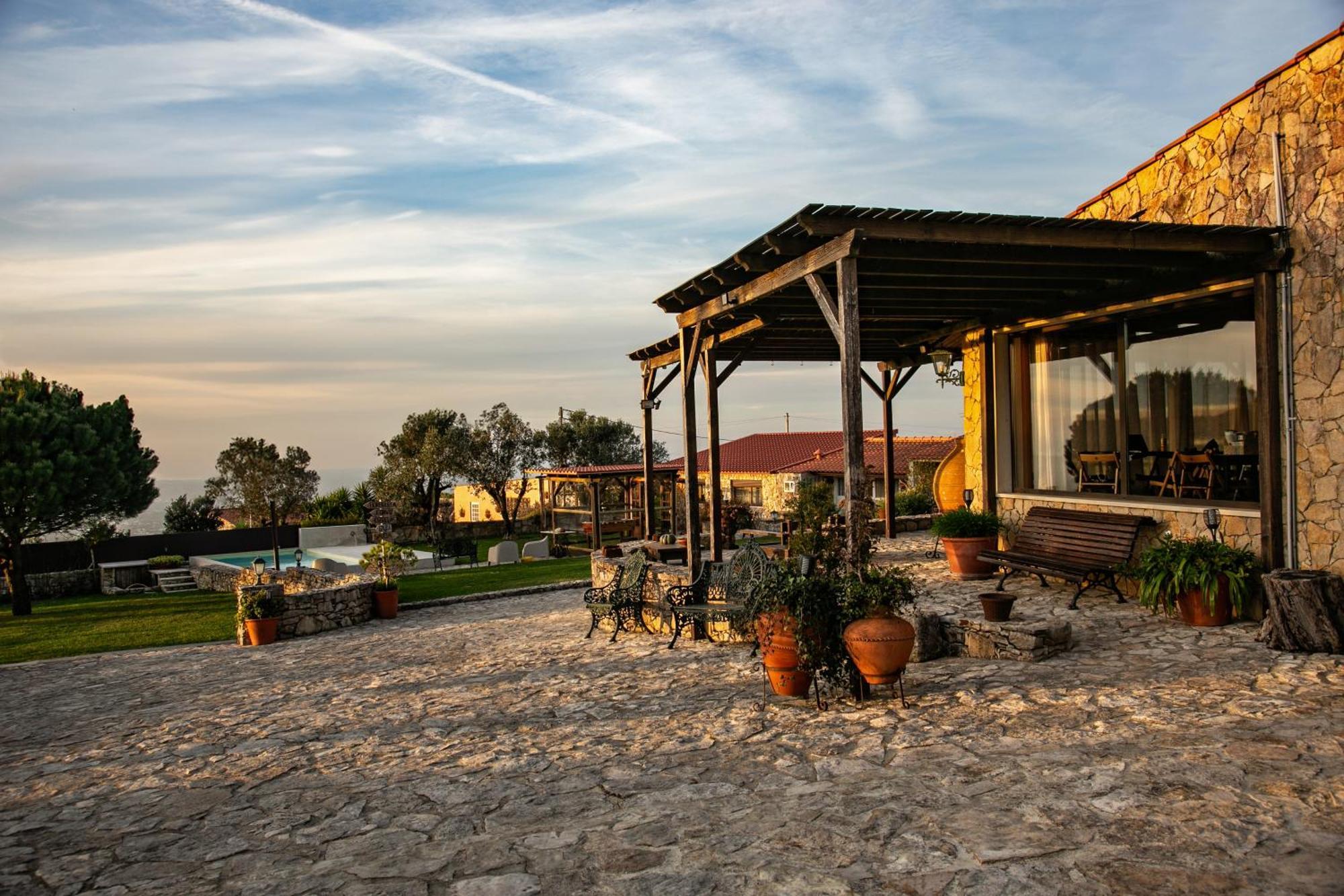 Casas Da Gralha Bed & Breakfast Turquel Exterior photo
