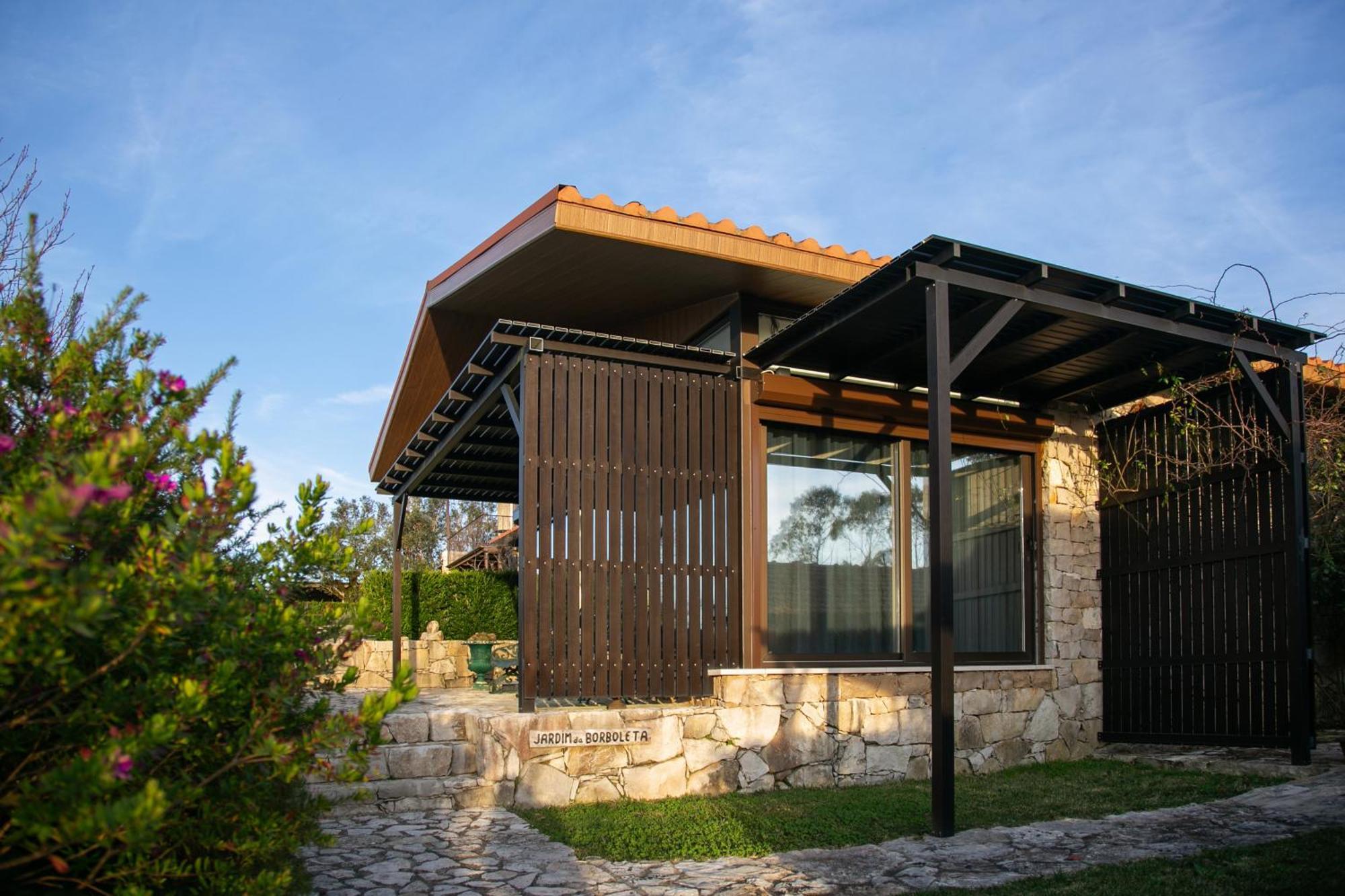 Casas Da Gralha Bed & Breakfast Turquel Exterior photo