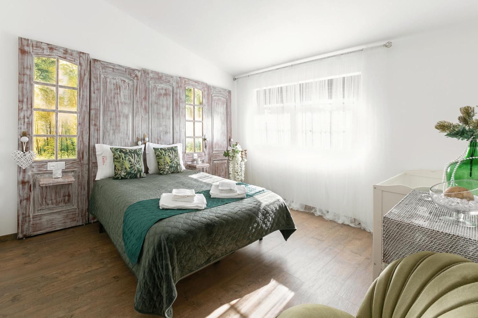Casas Da Gralha Bed & Breakfast Turquel Exterior photo