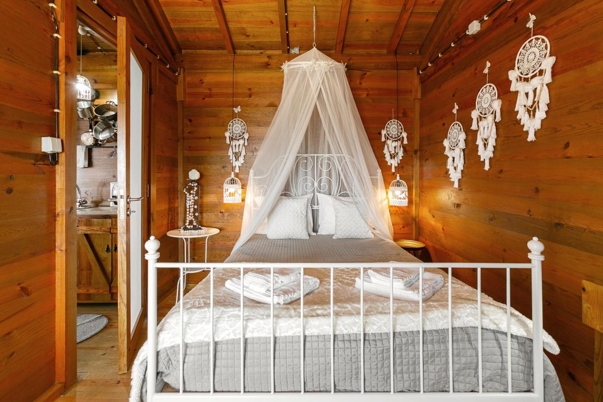 Casas Da Gralha Bed & Breakfast Turquel Room photo